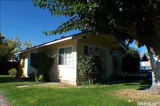 6929 1st St, Riverbank, CA 95367-2007