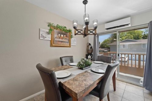 903 Jamacha Rd, El Cajon CA  92019-3203 exterior