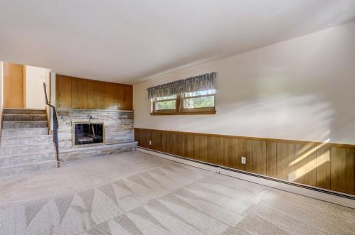 6118 Twin Oak Dr, Greendale WI  53129-2662 exterior