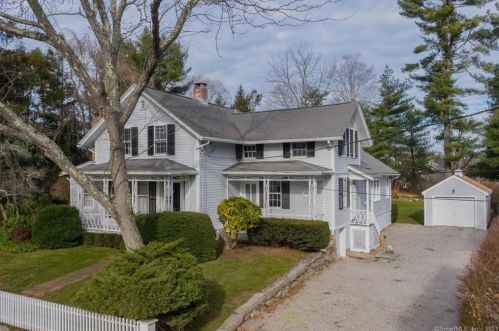 5 Academy Ln, Lyme, CT 06371-2312