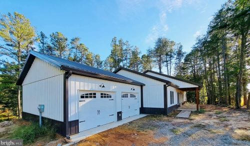 594 Baynesville Rd, Montross VA  22520-2325 exterior