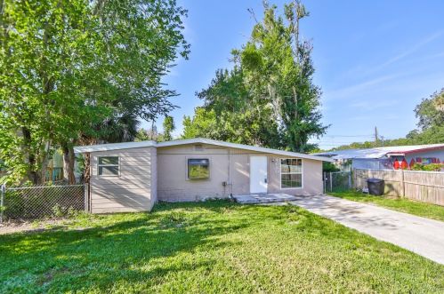 4630 Trouble Creek Rd, New Port Richey FL 34652-4852 exterior