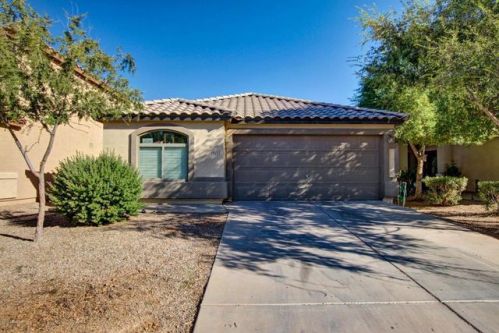 40128 Hayden Dr, Maricopa, AZ 85138-6633