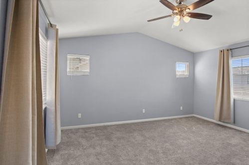 4237 Ivory Ln, Turlock CA  95382-7430 exterior