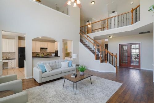 5216 Water Oak Dr, Lewisville TX  75028-1099 exterior
