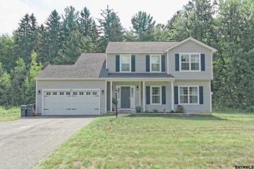 358 Schodack Dr, Castleton NY  12033-3028 exterior