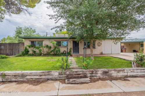 1971 La Osa Dr, Tucson, AZ 85705-2190