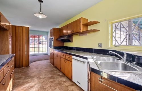 4542 Mt Frissell Dr, San Diego CA 92117-4811 exterior