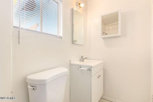 320 20 Ave, Phoenix AZ 85021-6963 exterior