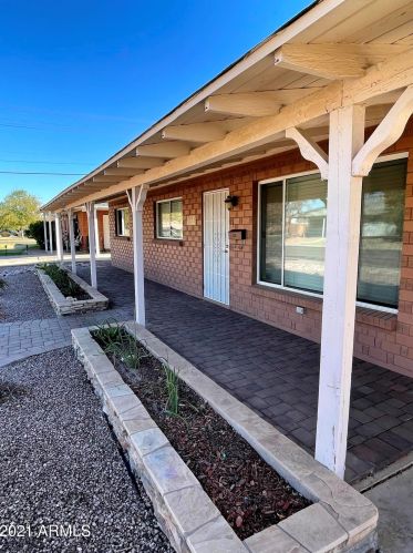8137 Indianola Ave, Scottsdale, AZ 85251-4805