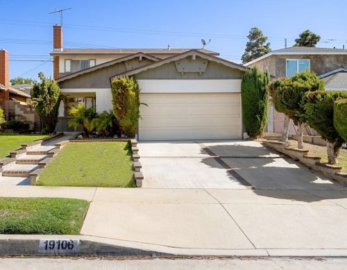 19106 Tajauta Ave, Long Beach, CA 90746-2743