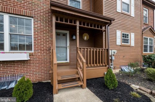 121 Redwood Dr, Collegeville, PA 19426-2907