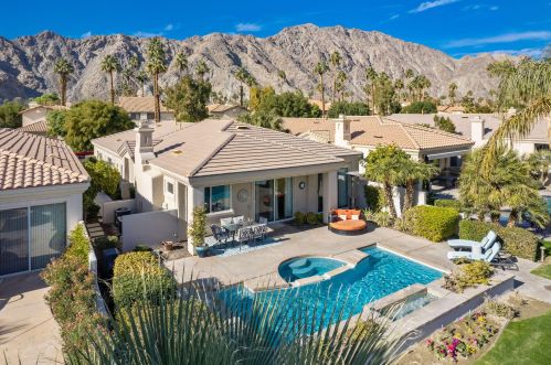 55444 Tanglewood, La Quinta, CA 92253-7704