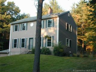 786 Squaw Rock Rd, Moosup, CT 06354-1748