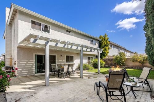 2422 Chapman St, Lomita CA  90717-2311 exterior