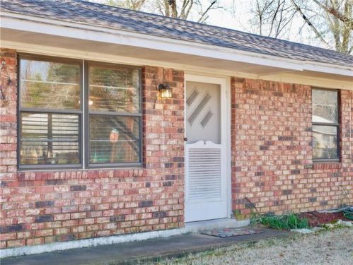 120 Nevada St, Van, TX 75790-2950