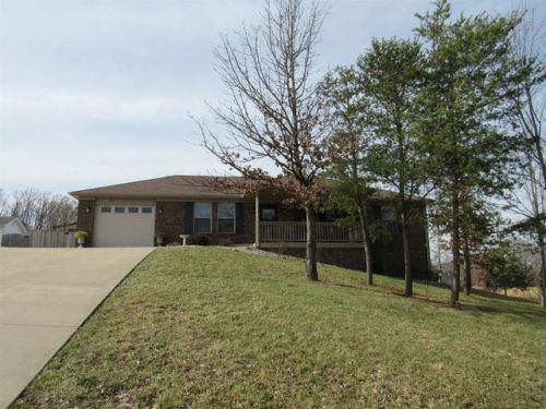 900 Greenwood Dr, Berea, KY 40403-1974