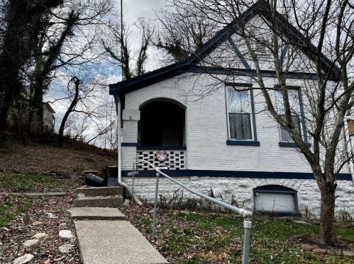 1022 Ervin Ter, Newport, KY 41074-1545