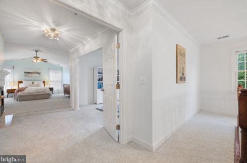 14829 Cox Creek Ct, Haymarket VA  20169-2626 exterior