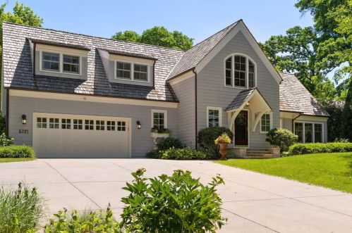 5321 Minnehaha Blvd, Minneapolis, MN 55424-1406