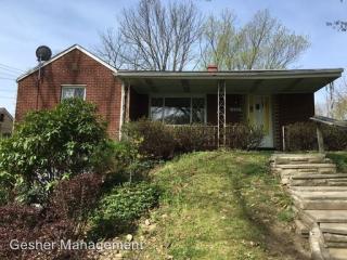 456 Lee Dr, Pittsburgh PA  15235-1840 exterior