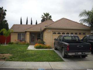 1518 Lochbrea Pl, Newman, CA 95360-1723