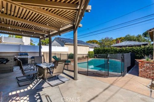 5022 Verdura Ave, Lakewood, CA 90712-3020