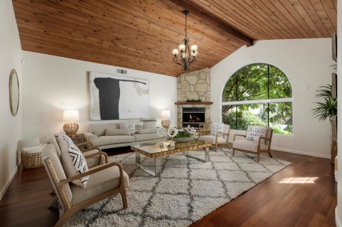 3408 Madrona Dr, Santa Barbara, CA 93105-2653