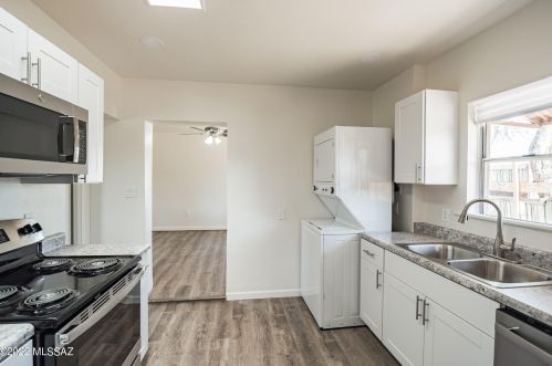 228 29 St, Tucson AZ 85713-2947 exterior