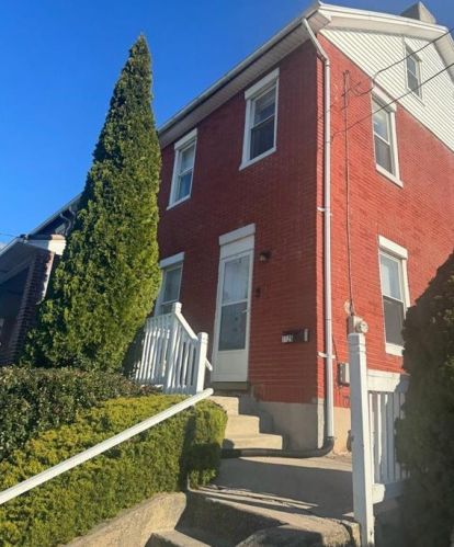 1129 Oak St, Ironton, PA 18037-1703