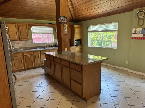 544 Sequoia Rd, Hayward CA  94541-6119 exterior