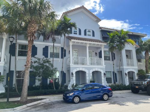 1277 Piazza Antinori, Boynton Beach FL  33426-8271 exterior
