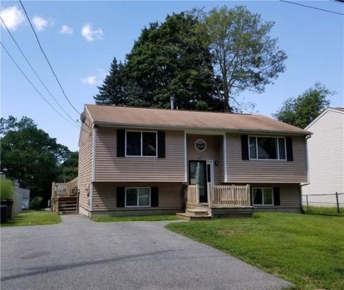 52 Meadowrue Trl, South Kingstown, RI 02874-2341