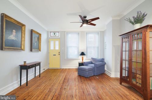 875 Bucknell St, Philadelphia PA  19130-1934 exterior