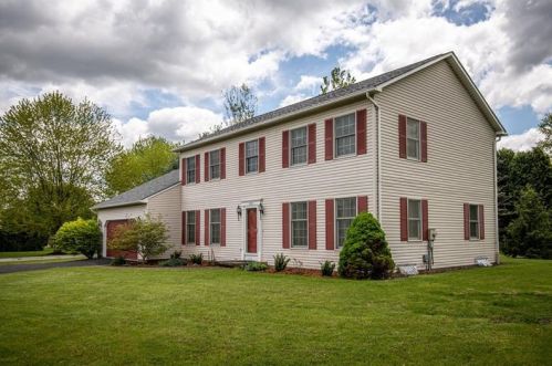 3344 Basil Dr, Hermitage, PA 16148-7202