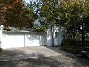 12015 Sussex St, Beaverton OR  97008-5236 exterior