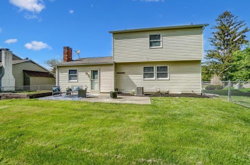 1075 Chenonceaux Dr, Marion OH  43302-6734 exterior