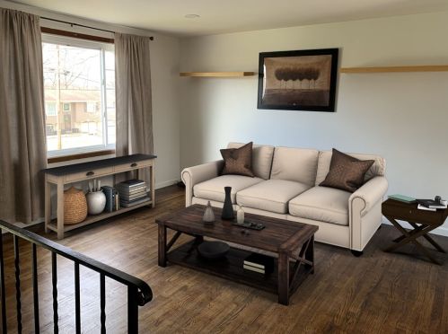 709 Blue Ridge Rd, Pittsburgh, PA 15239-2802