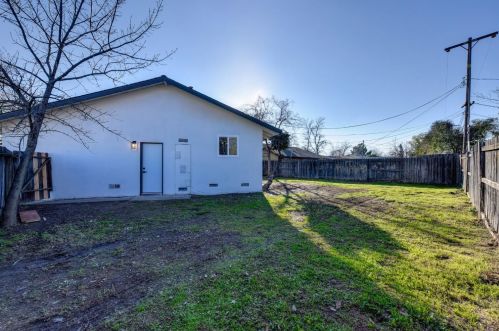 3665 Buhler Way, North Highlands CA  95660-3323 exterior