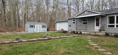 84 Federal Rd, North Windham, CT 06235-2114