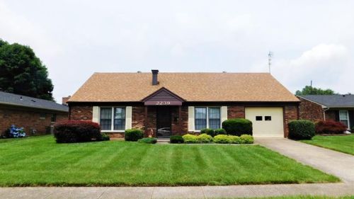 2239 Count Turf Dr, Owensboro, KY 42301-4973