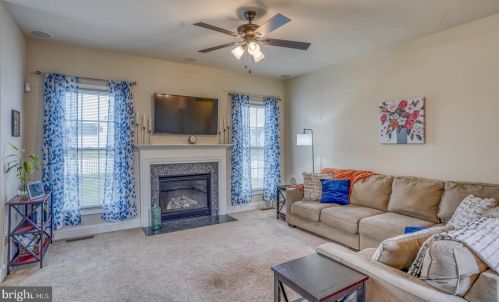 245 Stone Ridge Dr, Dover DE  19901-8205 exterior