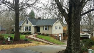 110 Faye Ct, King, NC 27021-9207