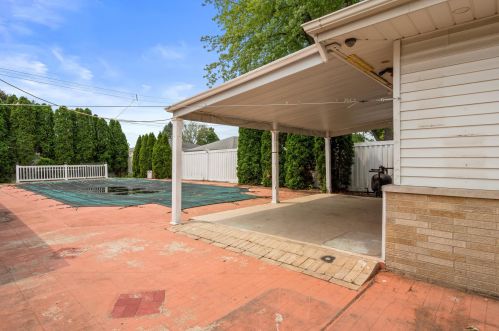 2541 80 Pl, Kenosha WI 53142-4533 exterior