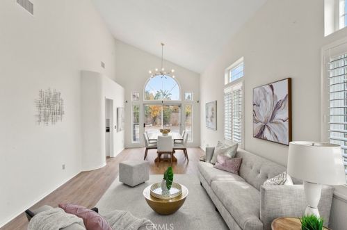 2326 Madrugada Dr, Chino Hills, CA 91709-1368