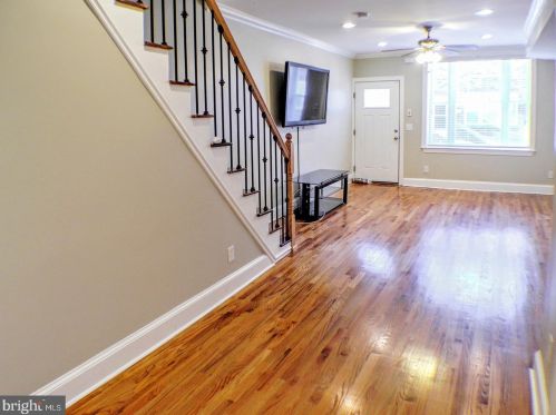 1901 Camac St, Philadelphia PA  19148-2204 exterior