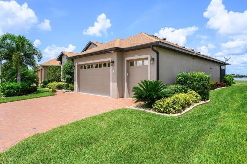 6044 Pebble Beach Blvd, Winter Haven, FL 33884-3601