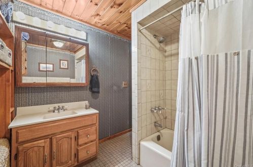 58 Van Orden Ave, Airmont NY  10901-6424 exterior