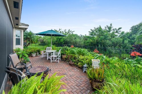 12170 Bennington Cir, Port Saint Lucie FL  34987-2703 exterior