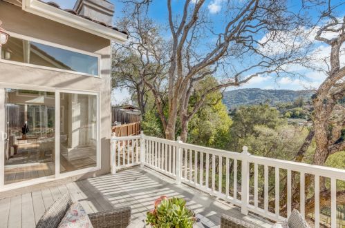 21461 Saratoga Hills Rd, Saratoga CA  95070-5377 exterior